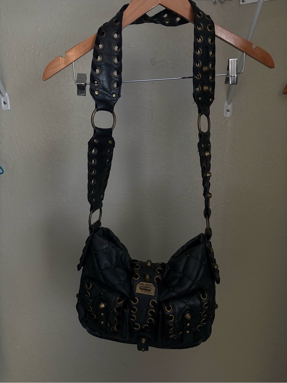 authentic Betsey Johnson Y2K vintage punk glam shoulder bag 🖤 - Picture 5 of 16